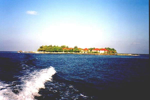 Inselaufnahmen Ellaidhoo