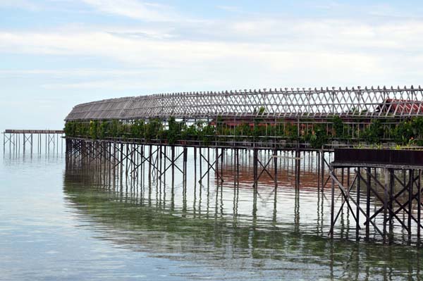 Kapalai Water Village