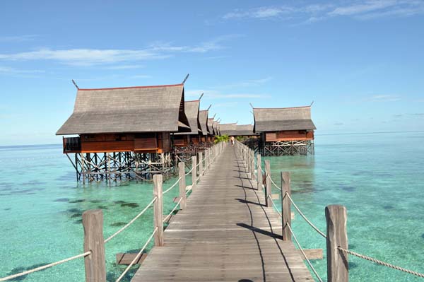 Kapalai Water Village