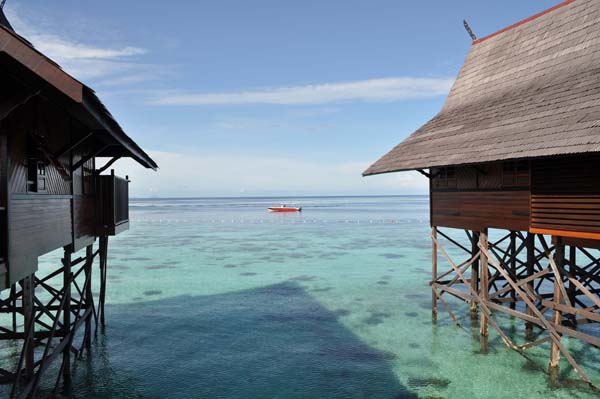 Kapalai Water Village