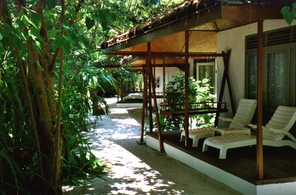 IHURU010.JPG