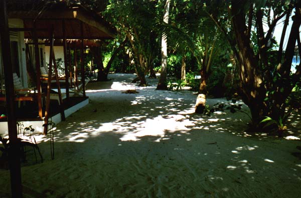 IHURU016.JPG