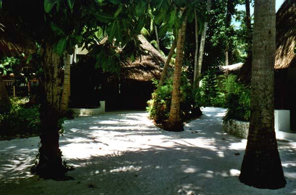 IHURU021.JPG