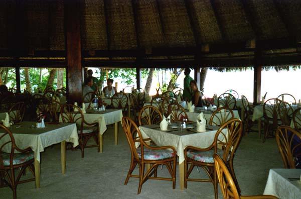 IHURU024.JPG