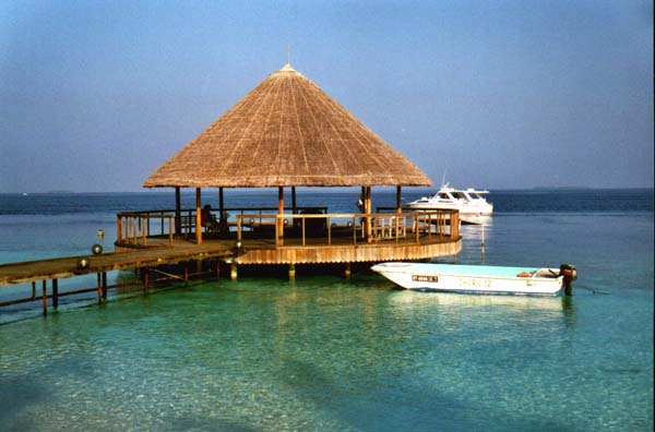 IHURU032.JPG