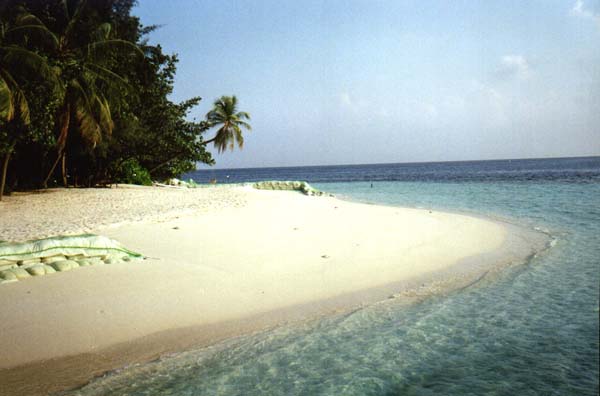 IHURU038.JPG
