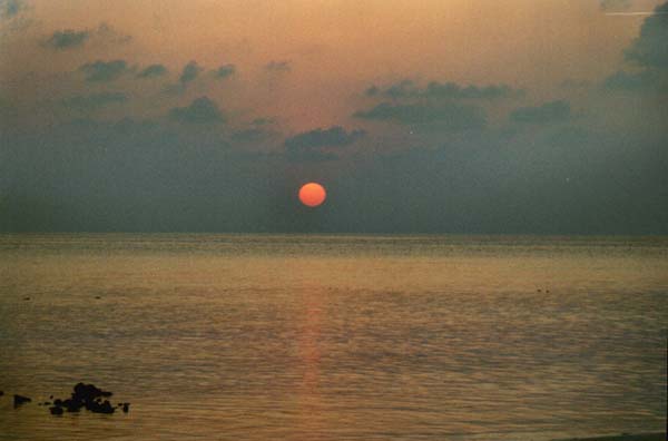 IHURU042.JPG