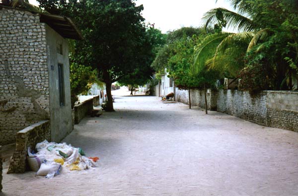 IHURU054.JPG