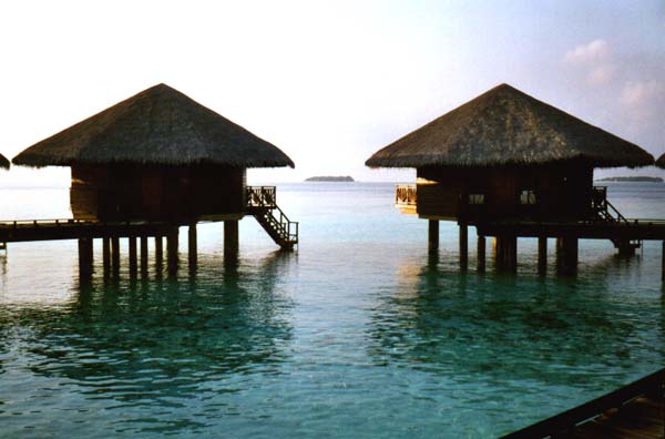 IHURU064.JPG