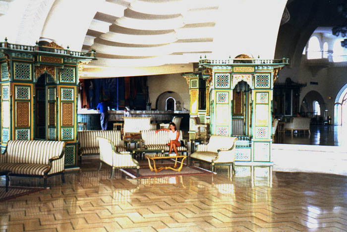 Tun04.jpg